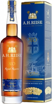 Ром "A.H. Riise" XO Royal Reserve Haakon, gift box 700 мл