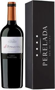 Вино Castillo Perelada, "5 Finques" Reserva, Emporda DO, gift box 2017 750 мл