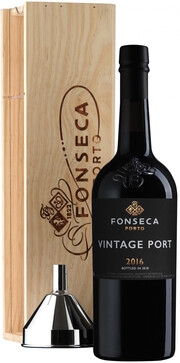 Портвейн Fonseca, Vintage Port, 2016, wooden box 2016 750 мл