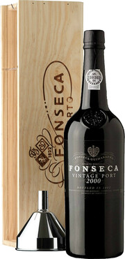 Портвейн Fonseca, Vintage Port, 2000, wooden box